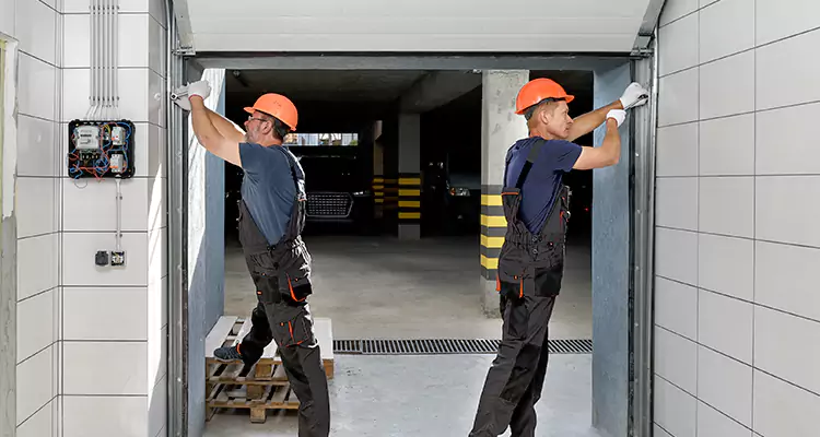 Commercial Garage Doors Near Me in Oak Ridge, FL