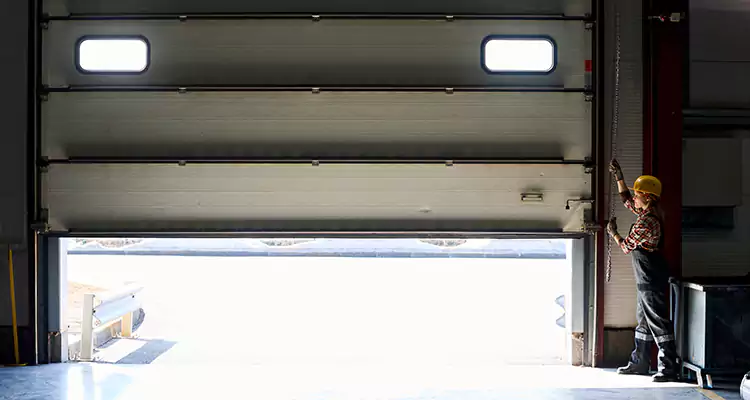 Industrial Roll Up Door Repair Services in Oak Ridge, FL