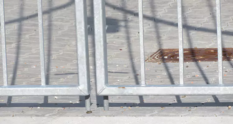 Our Metal Gate Repair Services in Oak Ridge, FL