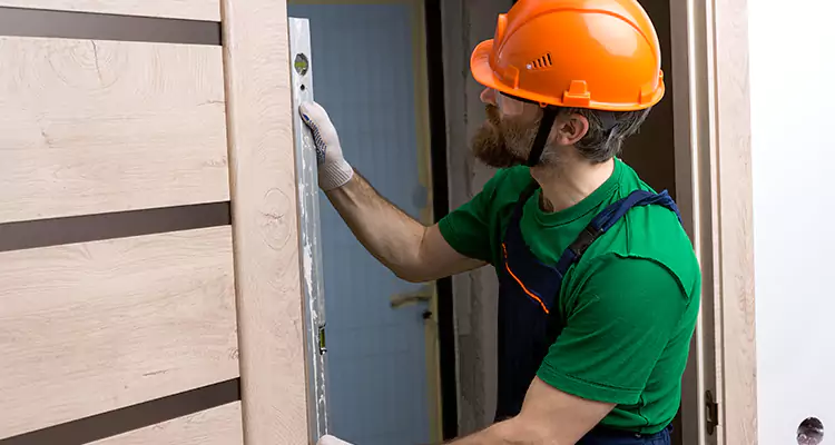 Pocket Door Repair Cost in Oak Ridge, FL