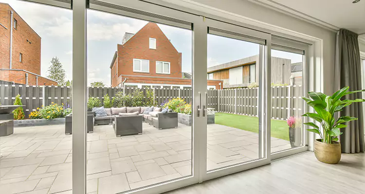 Sliding Glass Door Roller Replacement in Oak Ridge, FL