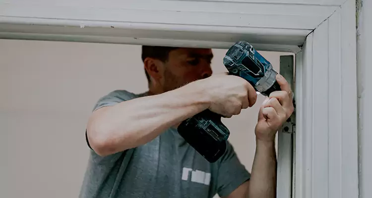 Wood Door Repair Near Me in Oak Ridge, FL