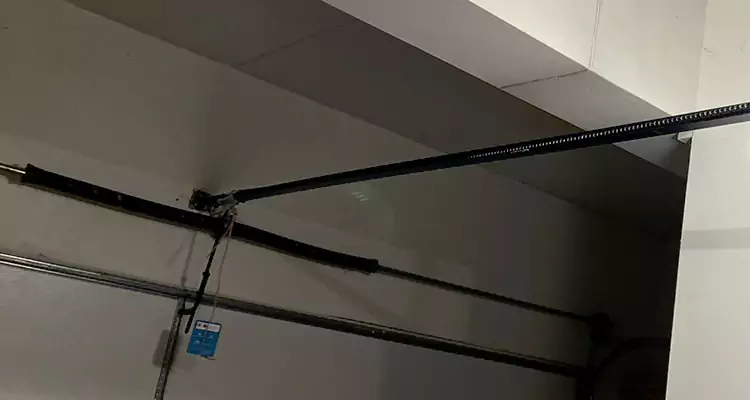 Garage Door Spring Removal in Oak Ridge, FL