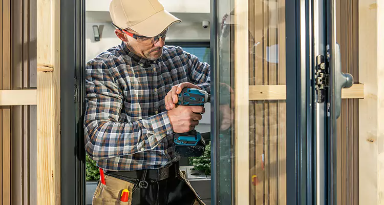 Top-Rated Patio Door Handle and Lock Repair Service for Homeowners in Oak Ridge, FL