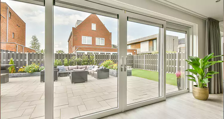 3 Panel Sliding Glass Door Repair in Oak Ridge, FL