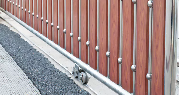 Sliding Screen Door Roller Replacement in Oak Ridge, FL